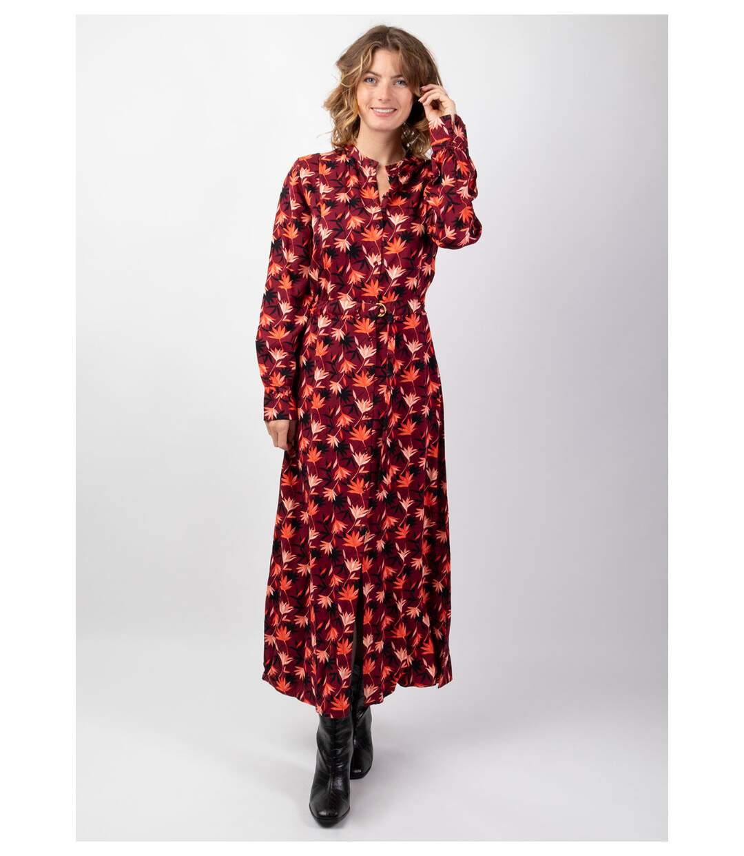 Robe longue chemise hiver motif fleuri LINA bordeaux Coton Du Monde