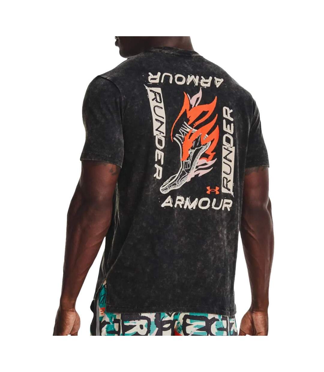 T-Shirt noir homme under armour destroy-2