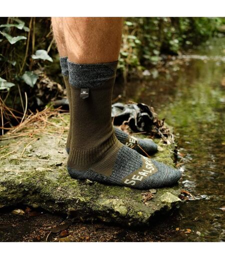 Mens & Ladies Waterproof All Weather Mid Length Socks