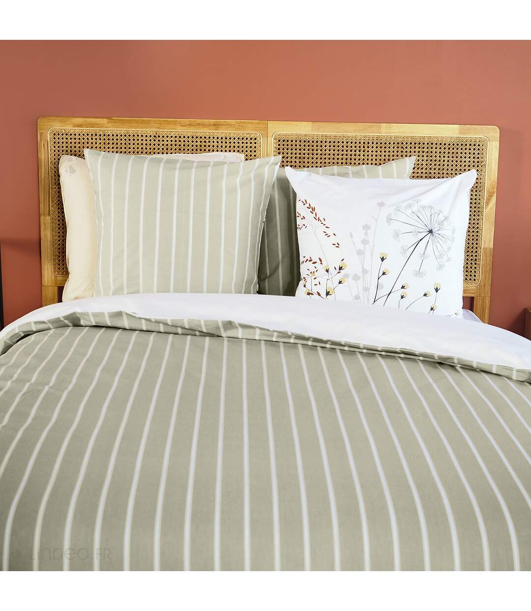 Parure de lit SOLIFLORE coton  Taie 63x63 cm-4
