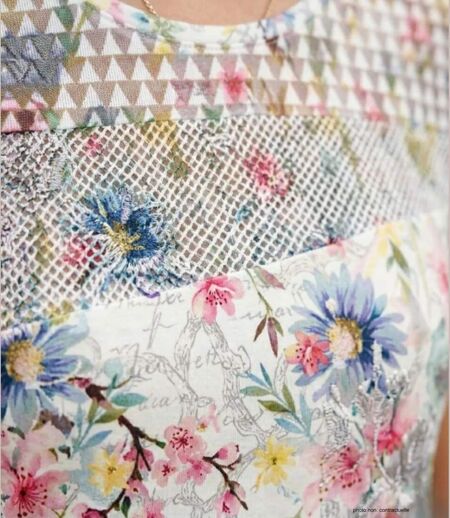Tee-shirt MAYFLOWER BAG15117A fleuri : l'élégance du voile et de la transparence