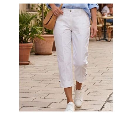 AXONE SE1032 : Pantacourt blanc à surpiqûres pour un look estival frais et élégant