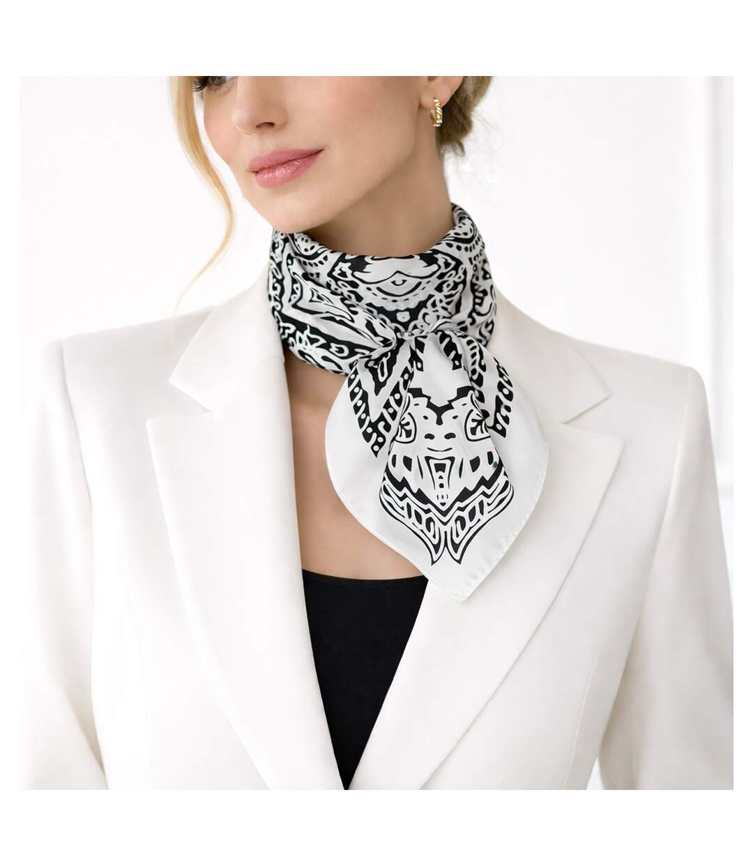 Foulard polysatin ORION-1