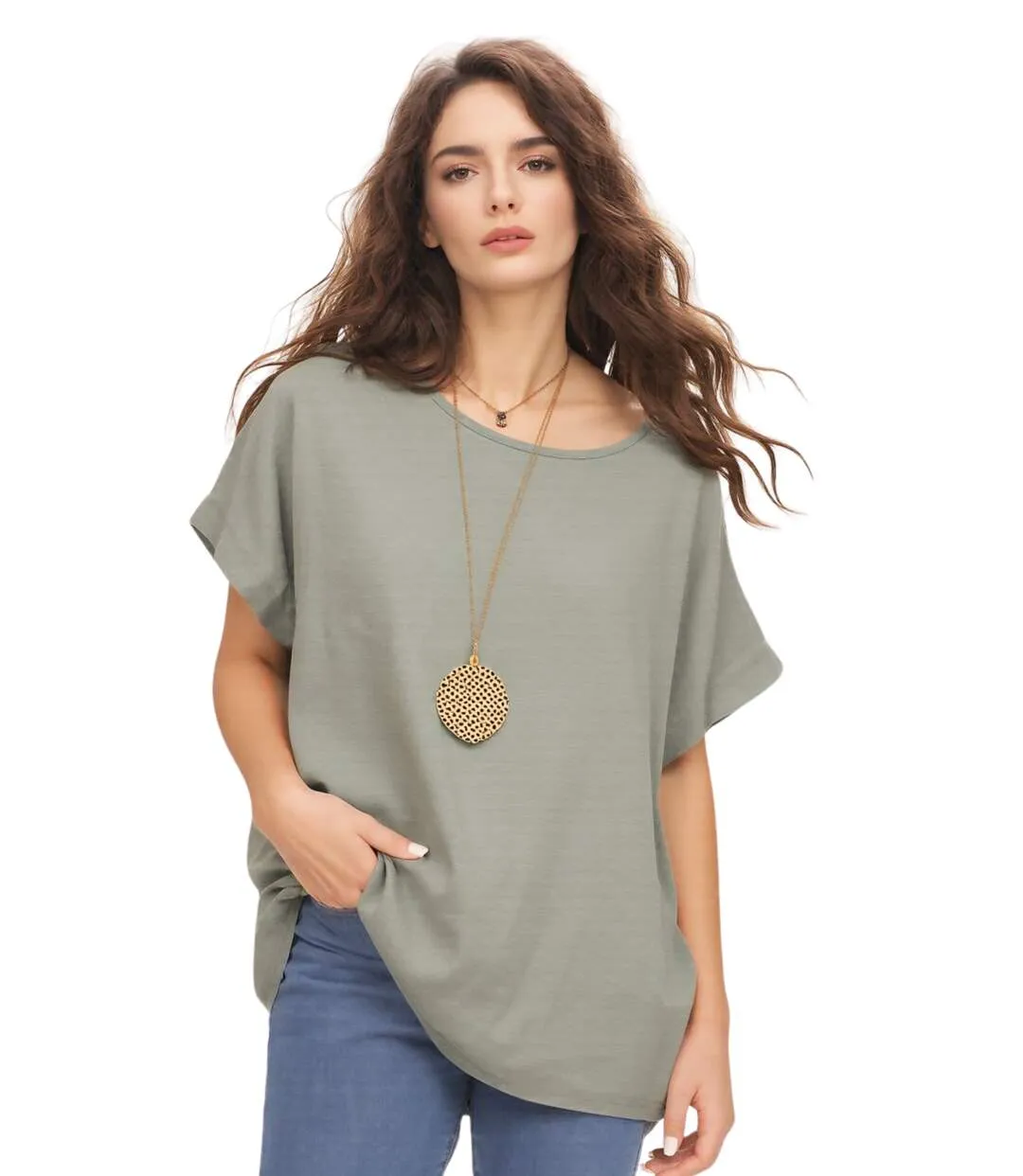 Tee-shirt femme couleur vert - Col rond manches courtes coupe ample avec pendentif-1