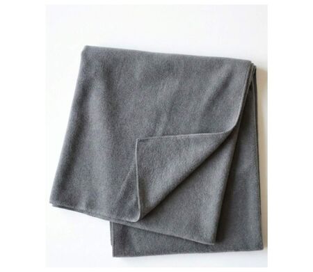 Écharpe Polaire Gris Moyen - Chaleur et Douceur Intemporelle