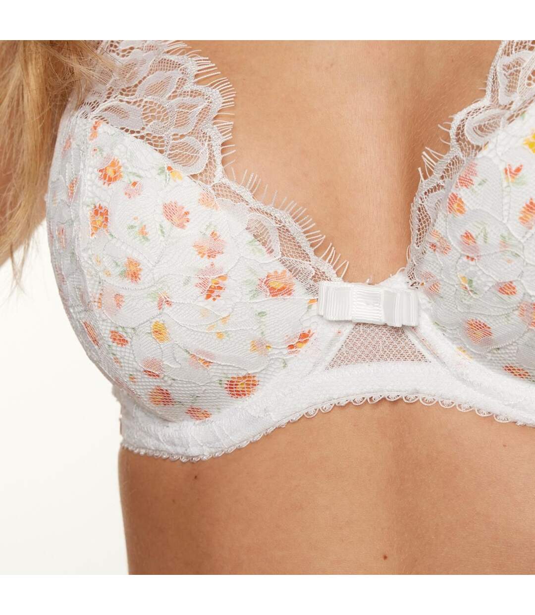 Soutien-gorge ampliforme coque moulée blanc Défilé-4