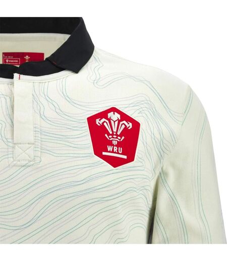 Blanc Noir Rouge Wales RU
