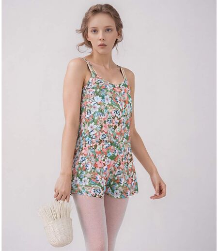 Combishort femme fleuri à  bretelles rose - style féminin et estival