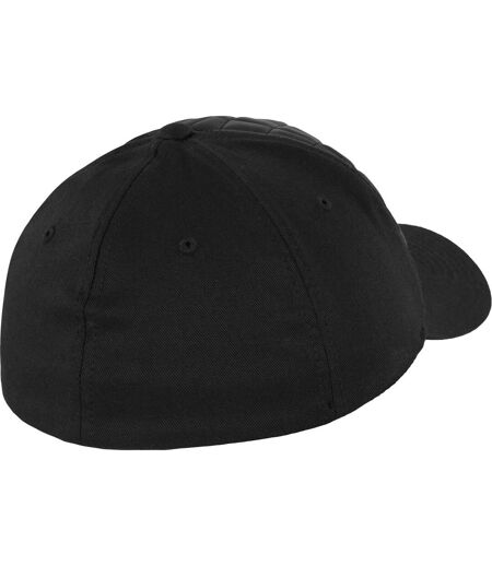 Casquette flexfit noir Yupoong