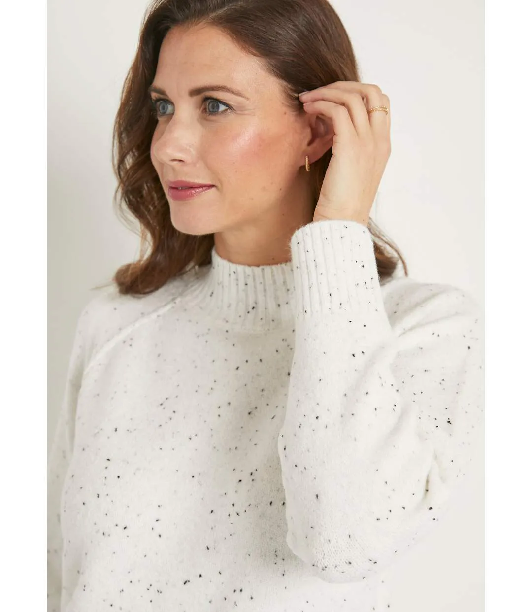 Pull chaud raglan col montant moucheté-4