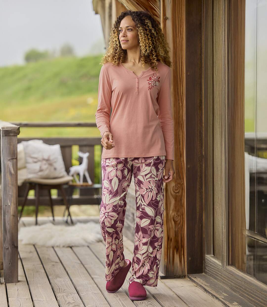 Pyjama met bloemenprint-2