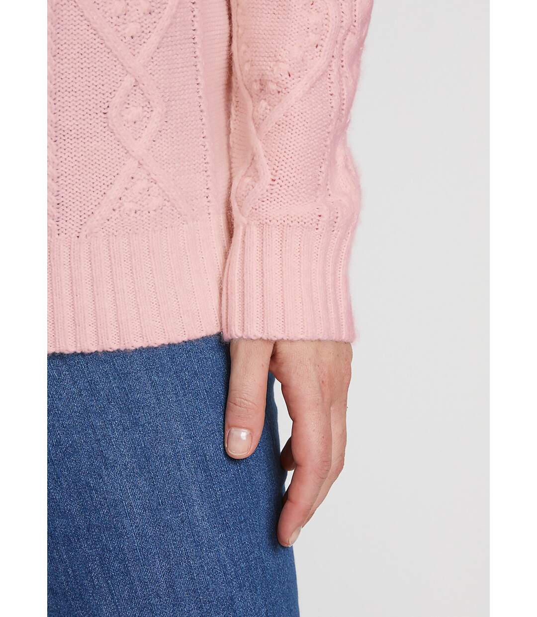 Pull chaud court col montant torsades-5
