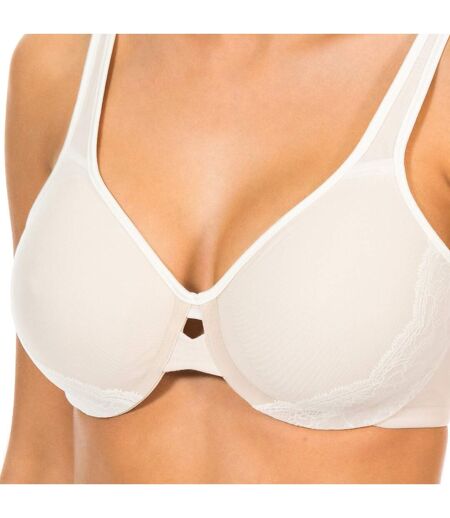 P04MU soft cup bra for women, comfortable and discreet design for daily use