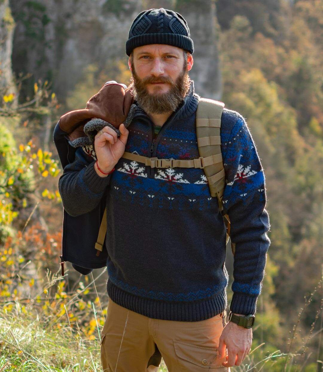 Trykotowy , żakardowy sweter z wykładanym kołnierzem  Atlas For Men