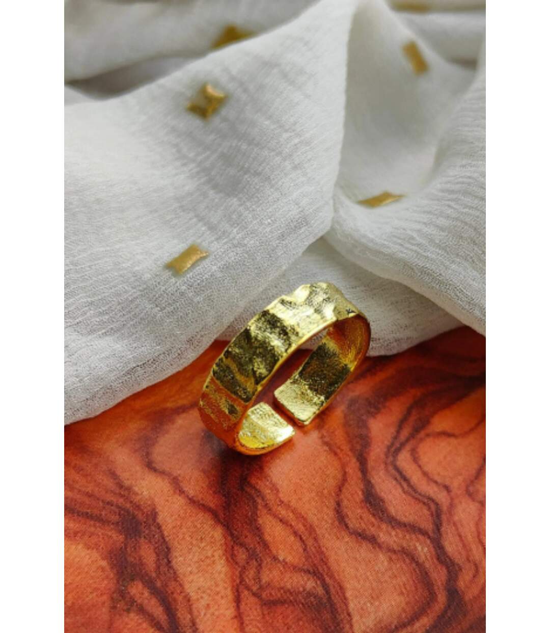 1 Pcs Adjustable Silver Hammered Bohemian Midi Foil Band Toe Ring-1