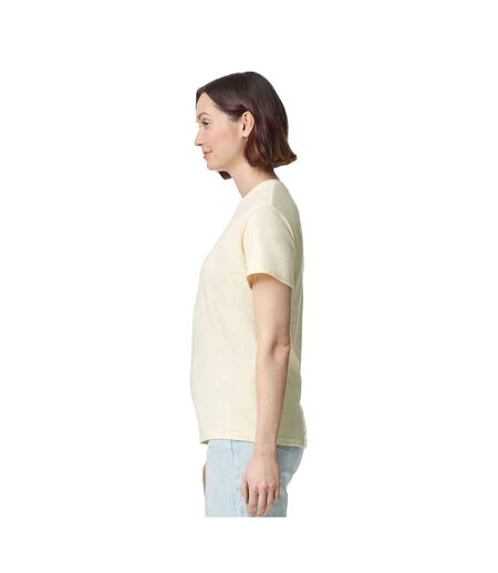 Unisex adult heavy cotton t-shirt off white Gildan