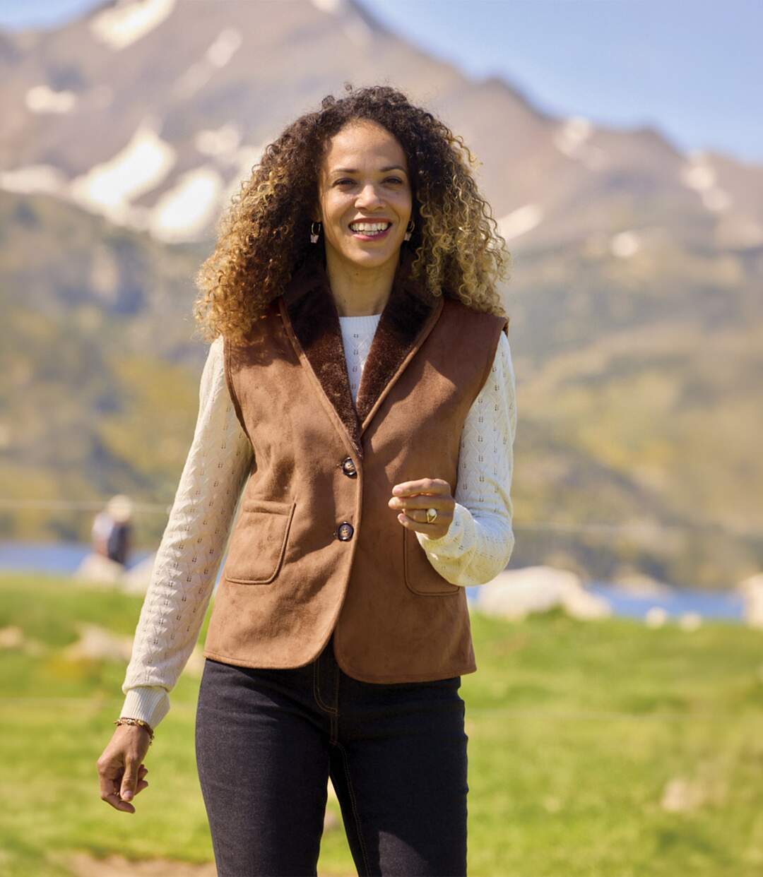 La Veste Suédine Sans Manches Doublée de Fausse Fourrure-1