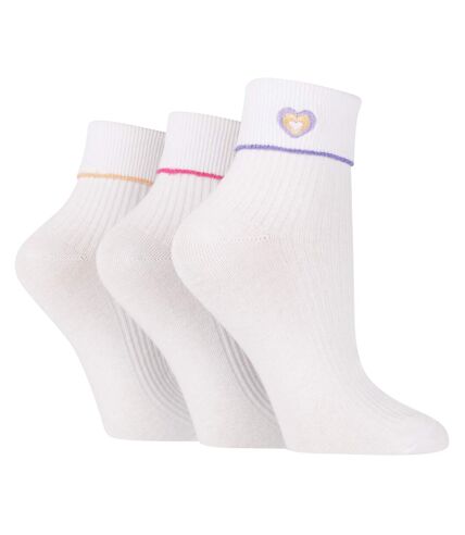 3 paires de chaussettes de d�tente brod�es pour dames