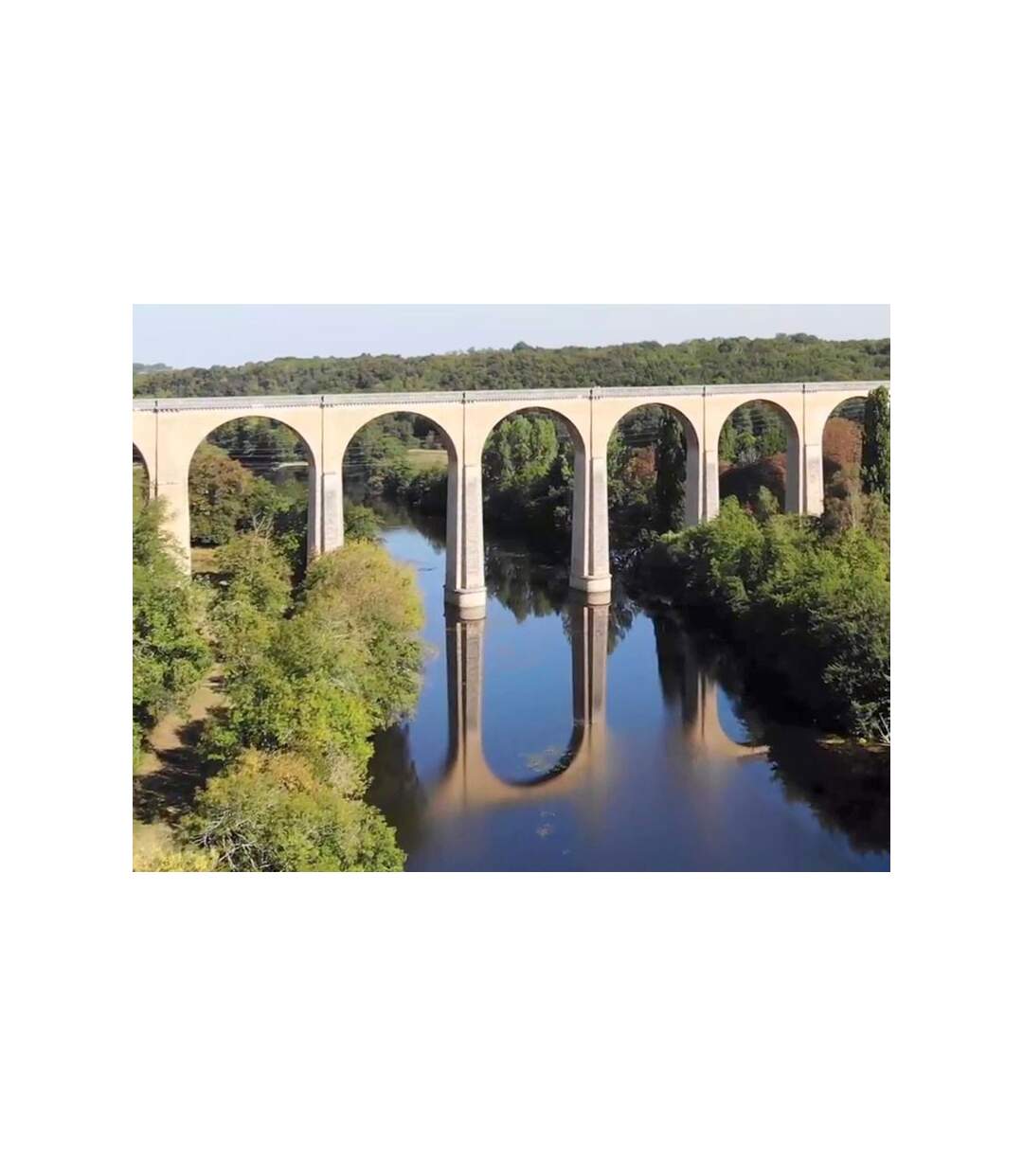 Saut à l'élastique depuis le viaduc Le Blanc près de Châteauroux pour 2 personnes - SMARTBOX - Coffret Cadeau Sport & Aventure