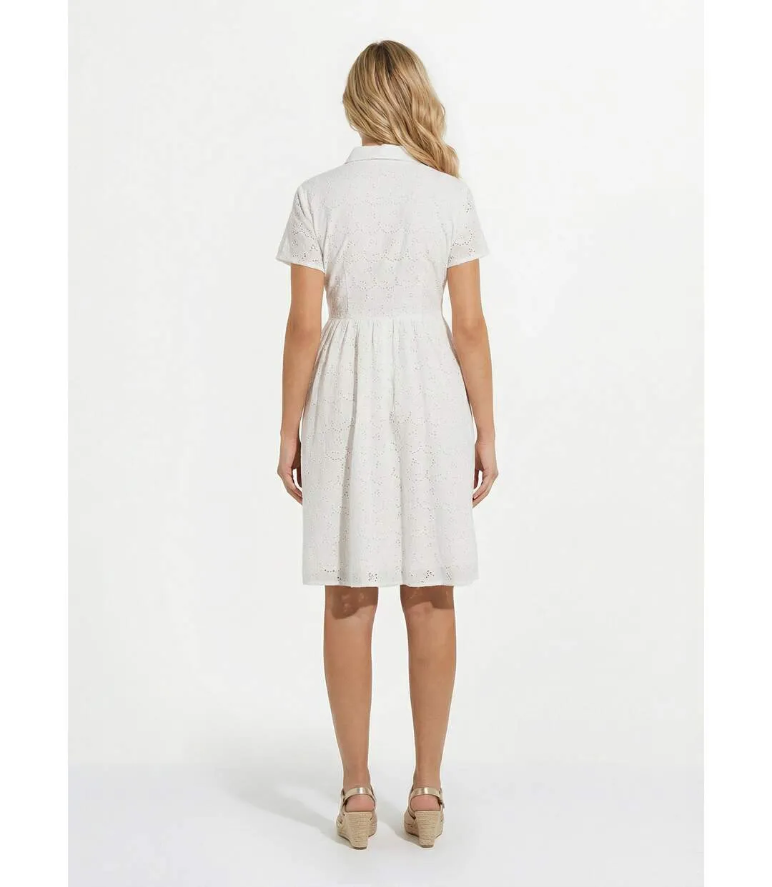 Robe-chemisier courte en broderie anglaise-2