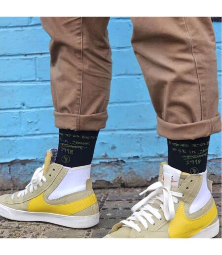 Mens High Quality Scribble Crew Socks