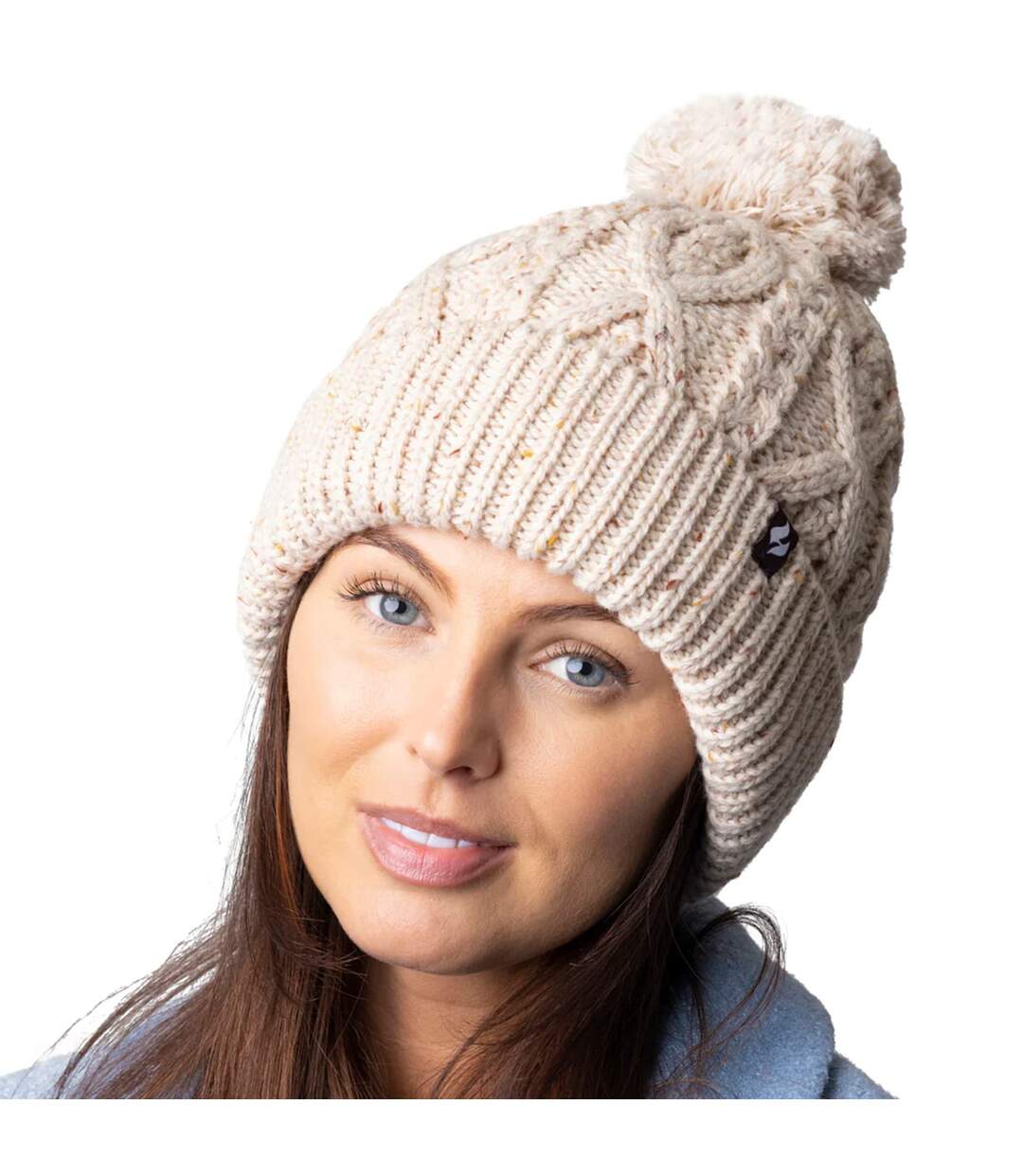 Bonnet chaud en tricot torsadé épais à pompons pour femme-4