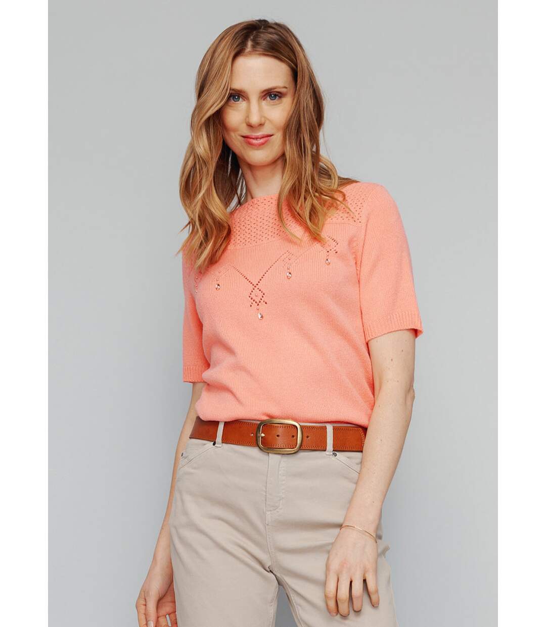 Pull manches courtes avec strass-1