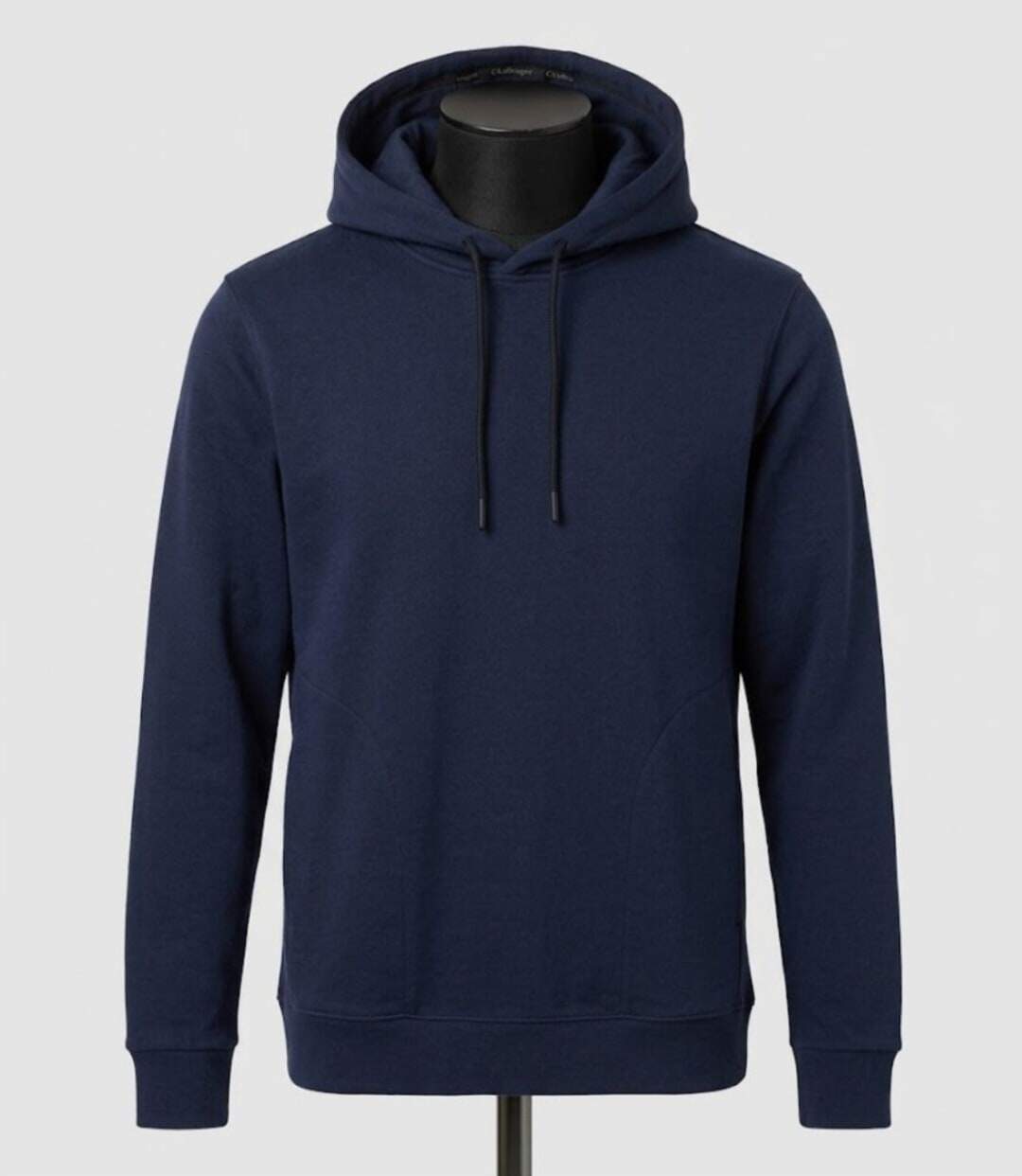 CHALLENGER PRIAM1 — Sweat à capuche marine : le compromis sport et praticité-3