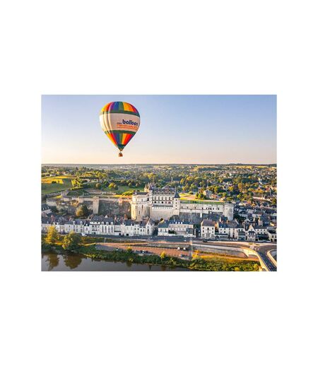 Vol en montgolfière à Amboise avec visite d’une cave et dégustation de vin - SMARTBOX - Coffret Cadeau Sport & Aventure