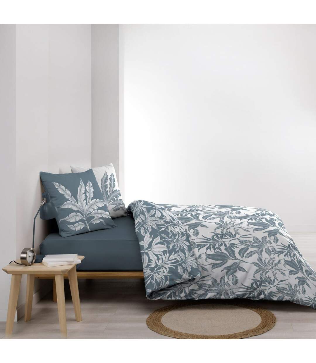 Parure de Lit Réversible 3 Pièces Hera 240x220cm Bleu-3