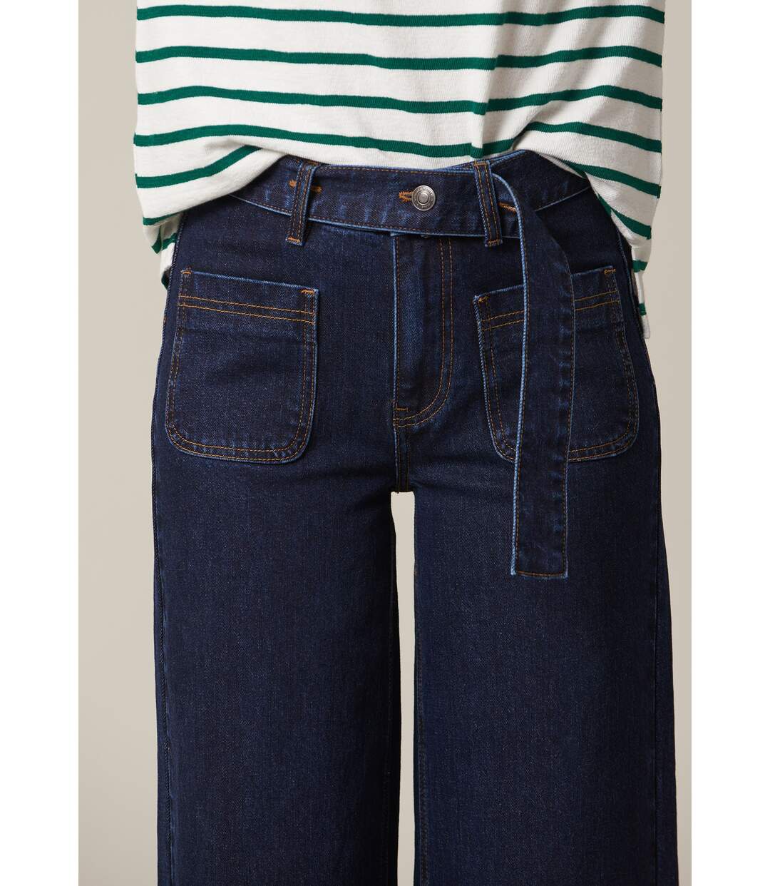 Jean large et intemporel, idéal pour toutes les occasions KAMI-2