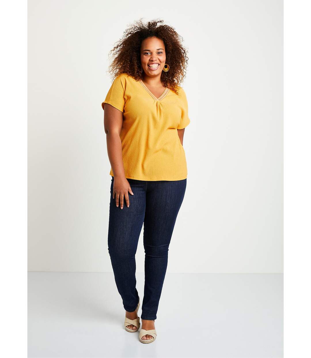 T-shirt long ample uni brodé-3