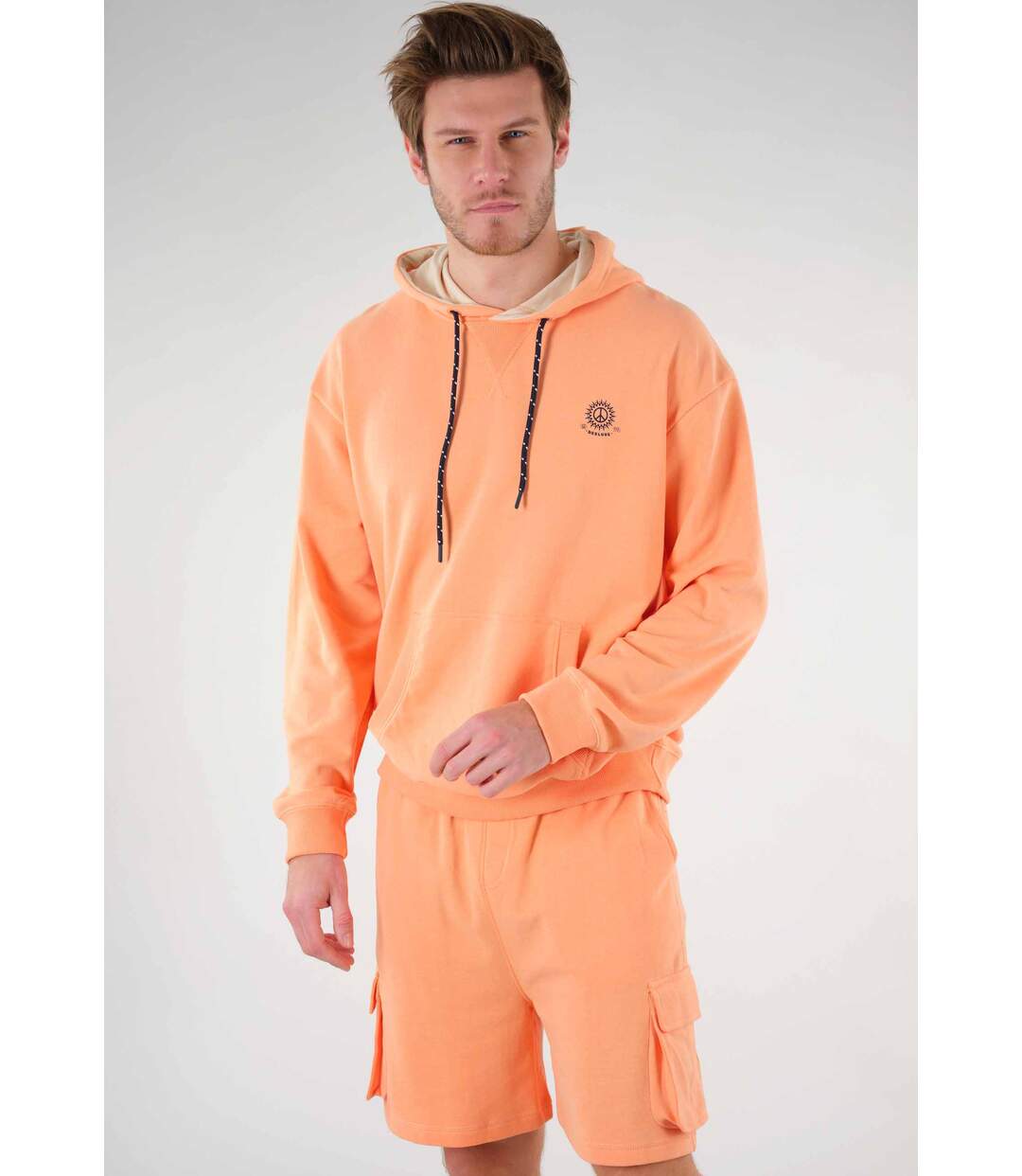 Sweat à capuche et logo BORA-3