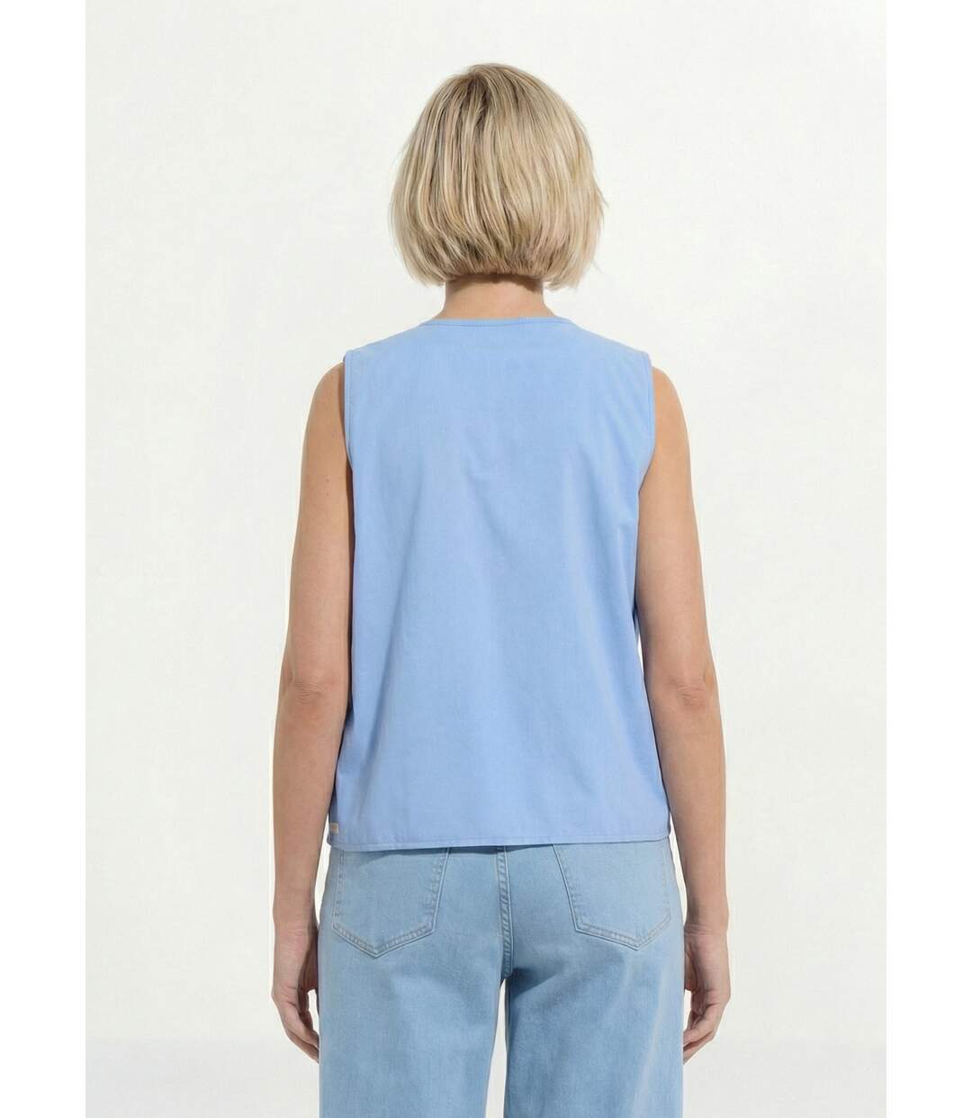 Gilet brodé sans manches-2