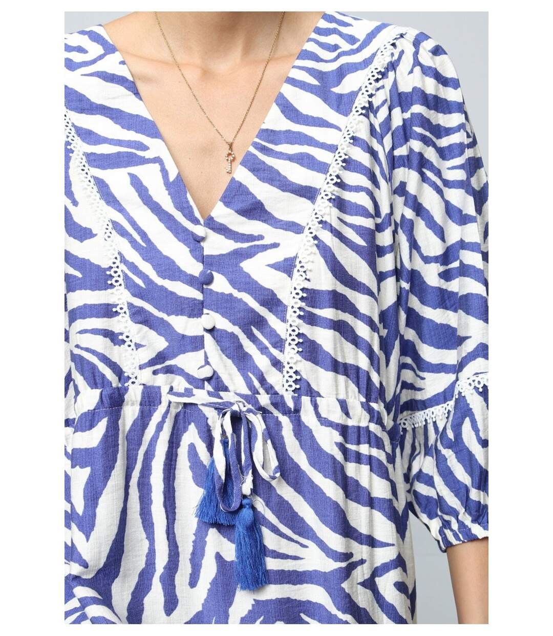 Robe-2