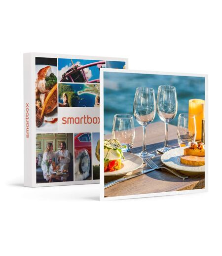 Croisière sur la Seine à Paris avec déjeuner pour 2 - SMARTBOX - Coffret Cadeau Gastronomie
