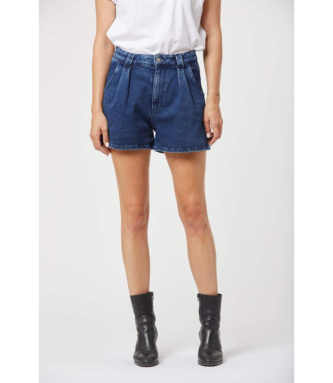 Short JAIKA Recycled Stone Brushed-1