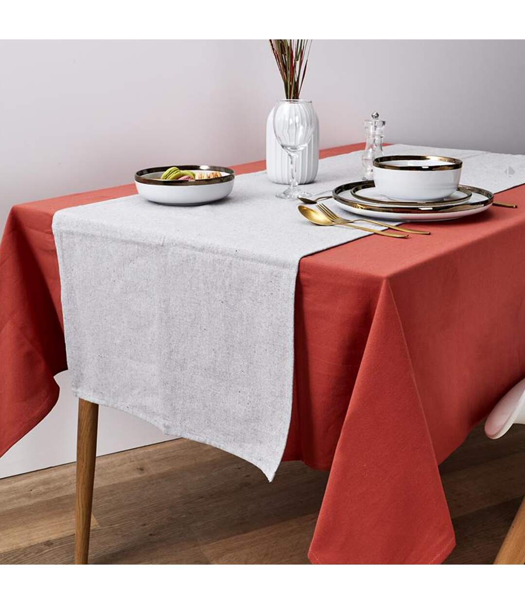 Chemin de table UNICO-2