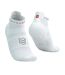 Paire de chaussettes blanches homme compressport pro racing-1