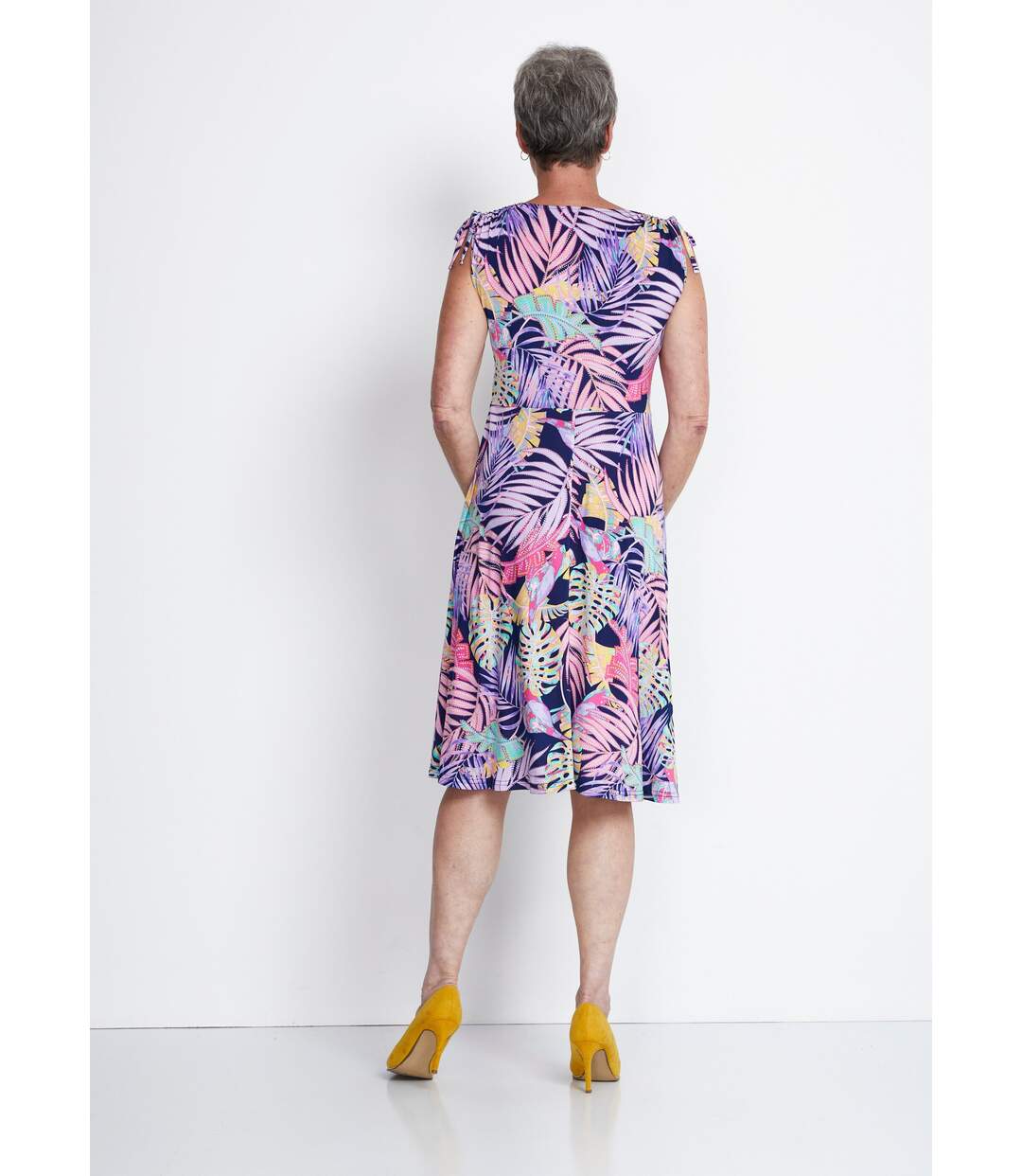 Robe courte effet cache-coeur nouettes épaules-2