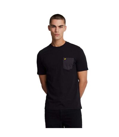 Mens tonal pocket t-shirt jet black/bristol black Lyle & Scott