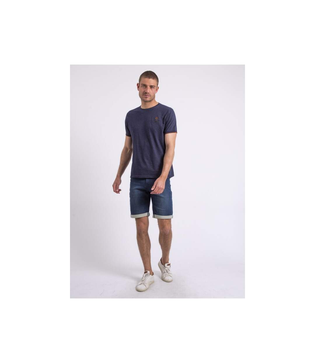 T-shirt col rond NAKOTOC-4