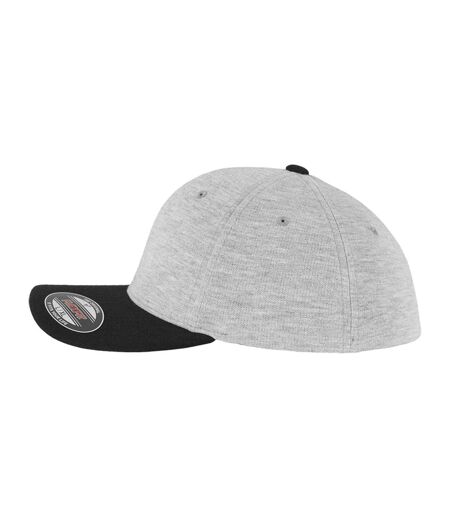 Casquette flexfit gris / noir Yupoong