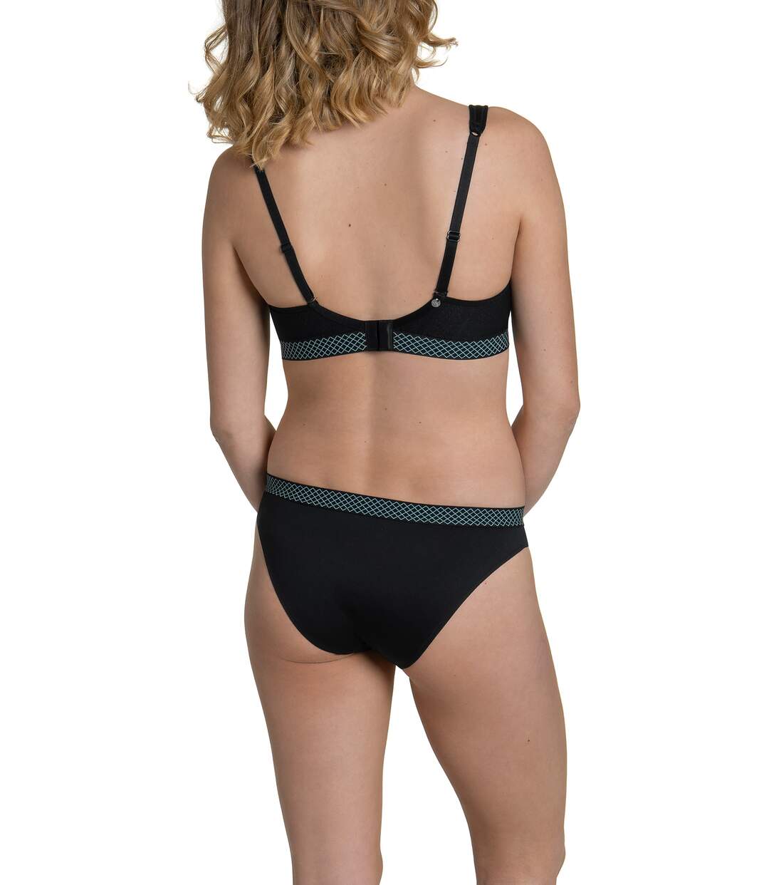 Slip sport Powerful noir Lisca Cheek-3