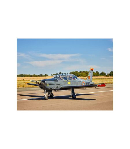 Vol en avion militaire emblématique avec voltiges de 25 min près de Paris - SMARTBOX - Coffret Cadeau Sport & Aventure