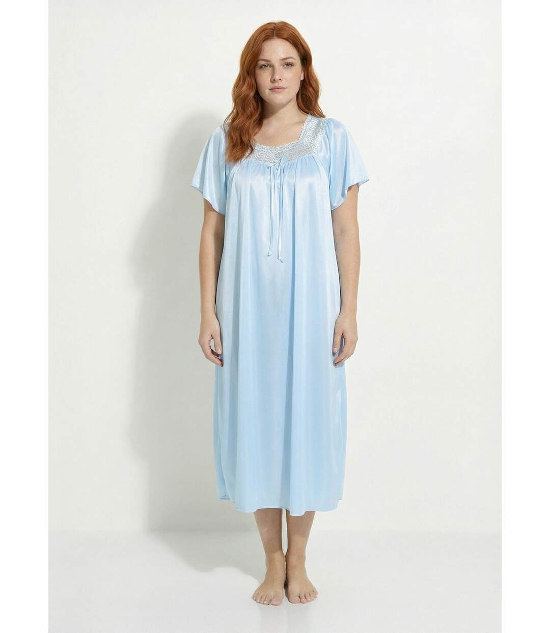 Chemise de nuit satinée longue antistatique dentelle-1