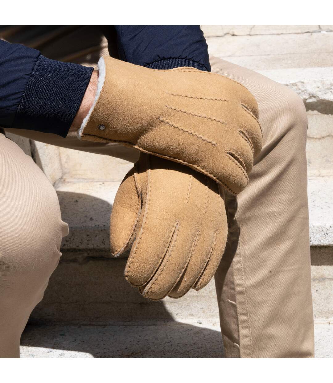Isotoner Gants homme chauds et doux, en cuir de mouton retourné-2