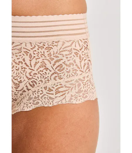 Culotte gainante taille haute dentelle