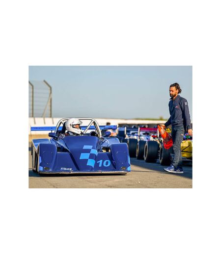 Stage de pilotage : 20 tours de circuit en Proto Funyo avec baptême passager en Formule Renault - SMARTBOX - Coffret Cadeau Sport & Aventure