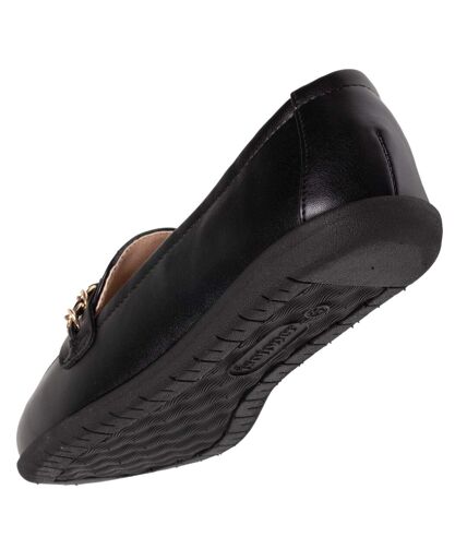 Isotoner Mocassins femme légers, confortables et modernes, avec un détail chaine dorée